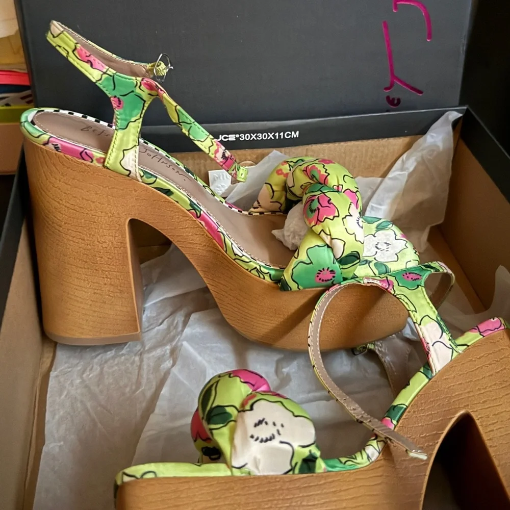 Betsey Johnson Green Floral Platform Sandals with Wood-Block Heel